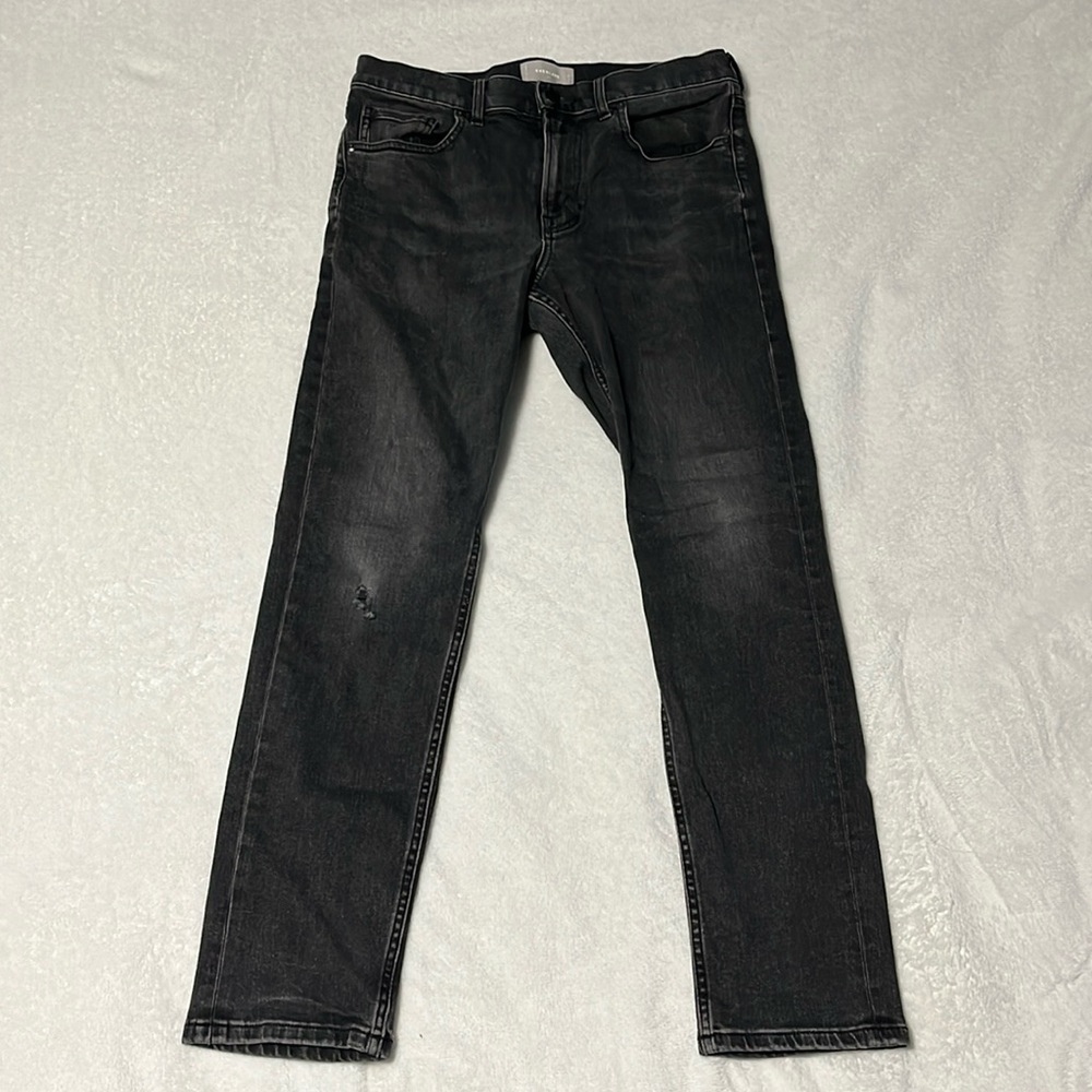 Everlane women’s 33 x 30 slim black jeans neutral classic fall winter